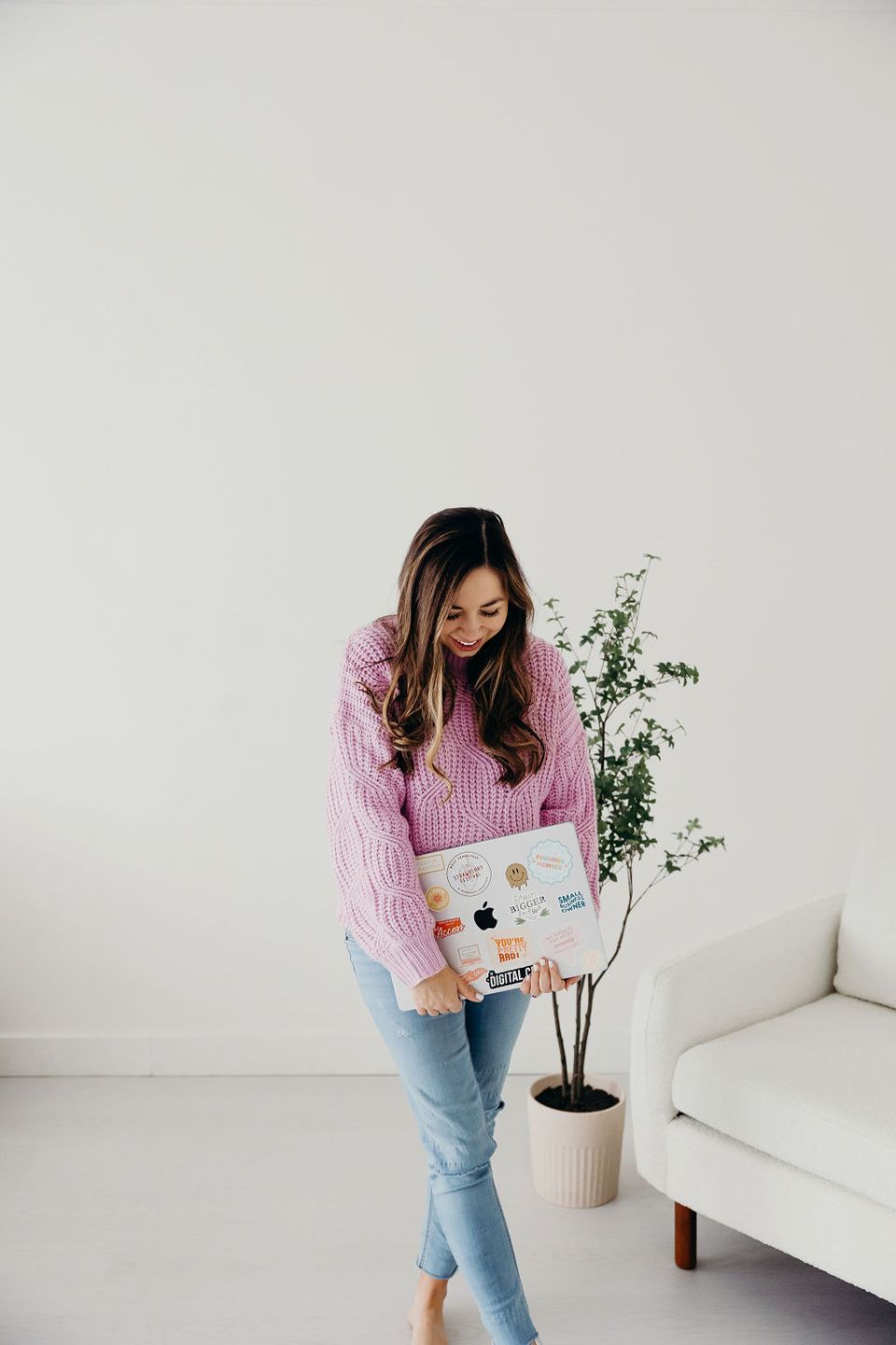 Elizabeth-McCravy-Maternity-Studio-Shoot-1 Elizabeth-McCravy-Maternity-Studio-Shoot-1