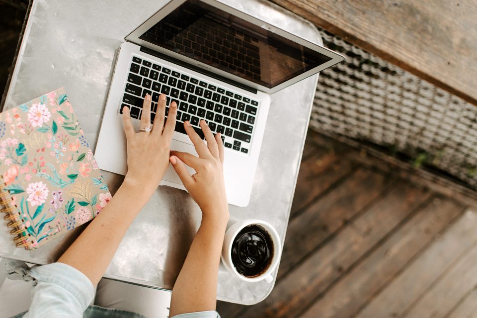 girl boss business culture morning routine